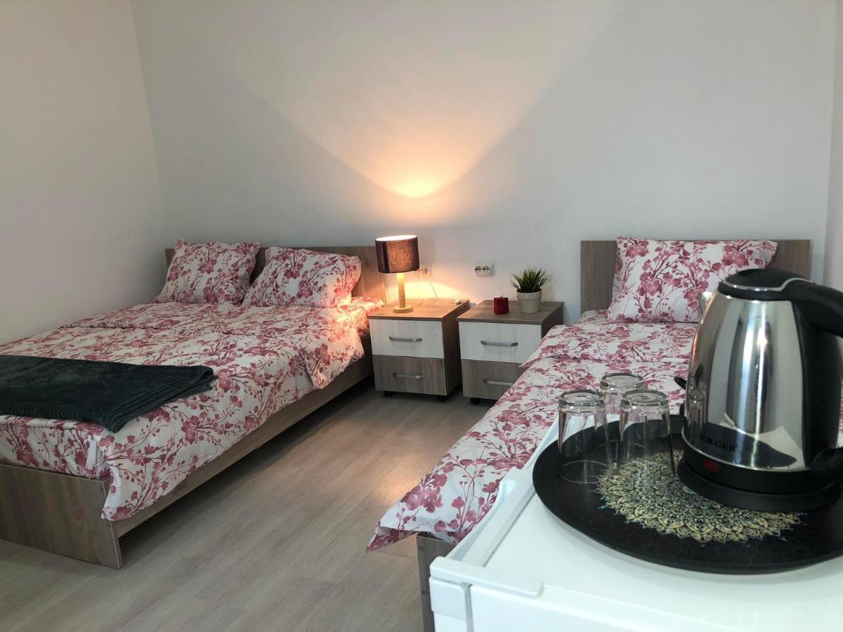 Ferienwohnung Astoria Luxe Kumanovo Exterior foto