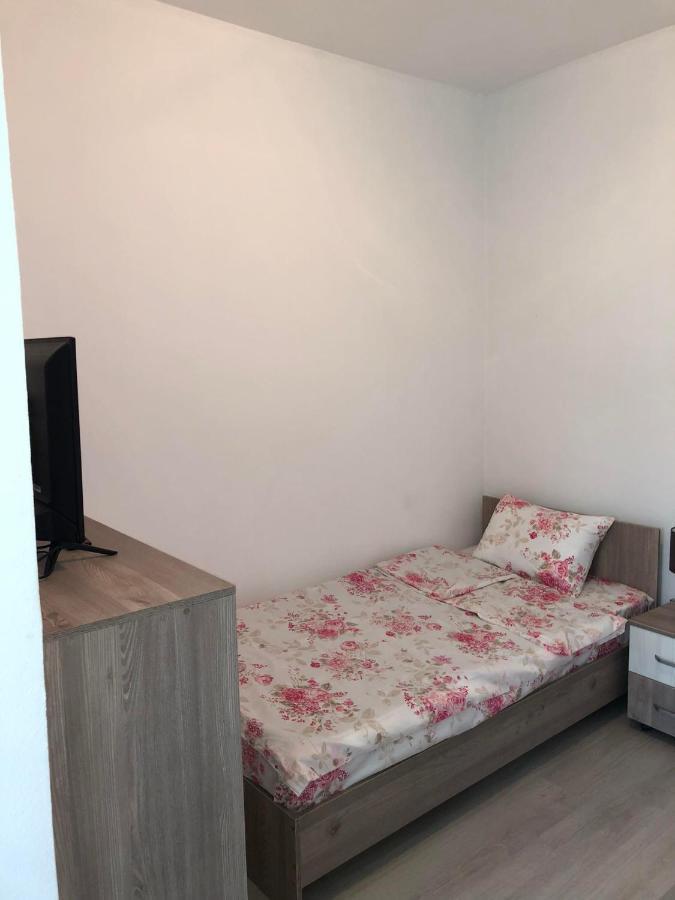 Ferienwohnung Astoria Luxe Kumanovo Exterior foto